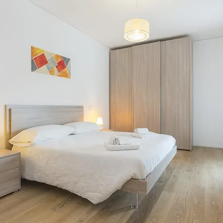 Agora * Lugano