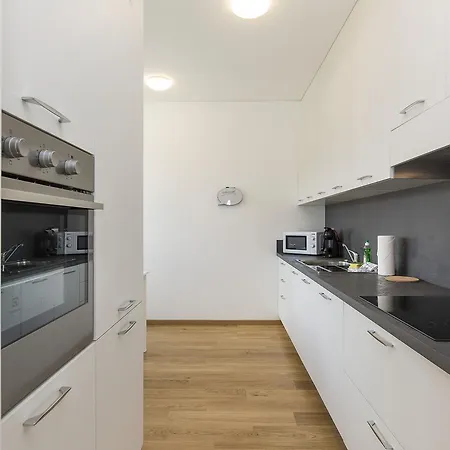 Agora Apartment *