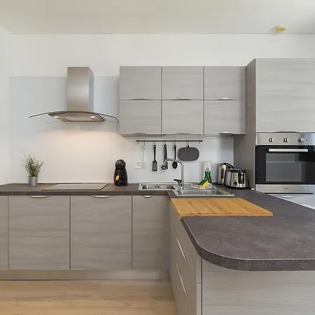 Apartment Agora